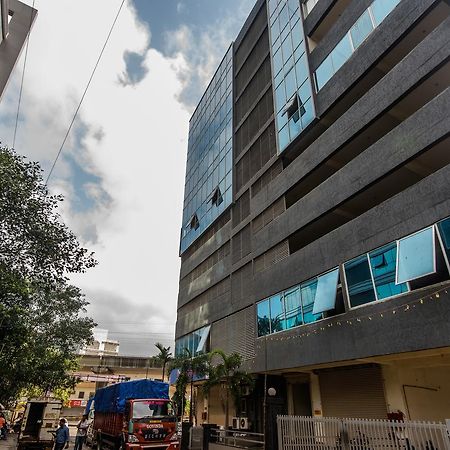 Oyo 9328 Empire Suite Navi Mumbai Exterior photo