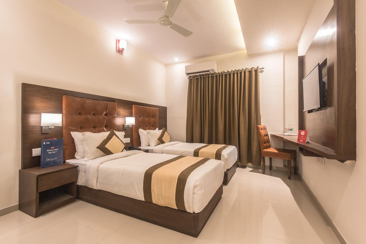 Oyo 9328 Empire Suite Navi Mumbai Exterior photo